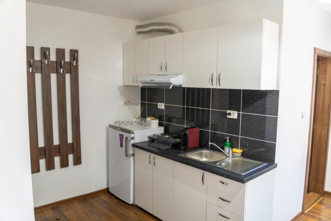 Orange House Apartment Timisoara Ngoại thất bức ảnh