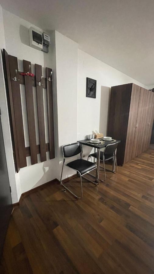 Orange House Apartment Timisoara Ngoại thất bức ảnh